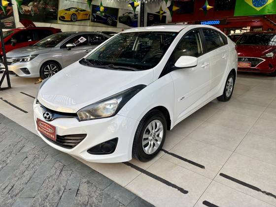HYUNDAI HB20S 1.6 COMFORT STYLE 16V FLEX 4P MANUAL HYUNDAI HB20S 1.6 COMFORT STYLE 16V FLEX 4P MANUAL